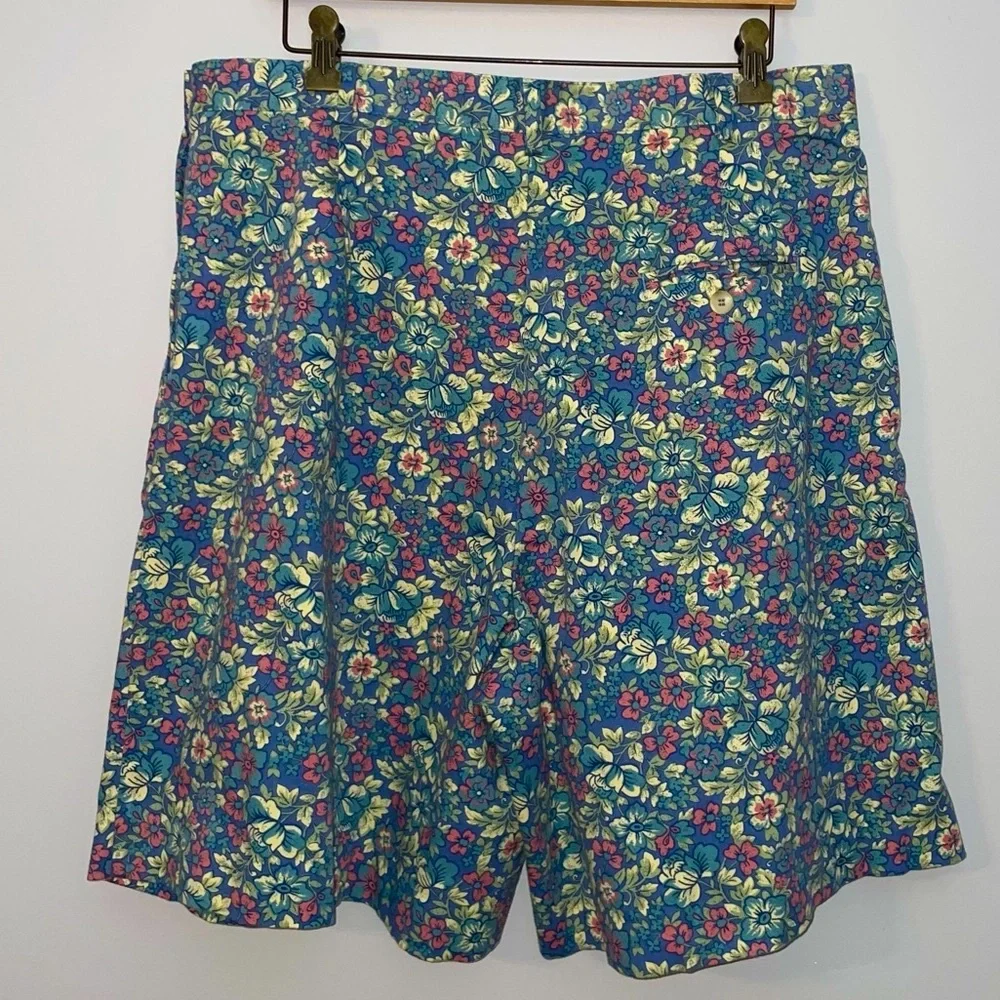 Vtg LL Bean Floral Pleated Shorts Size 1X - 9” Inseam Cottagecore Grandmacore